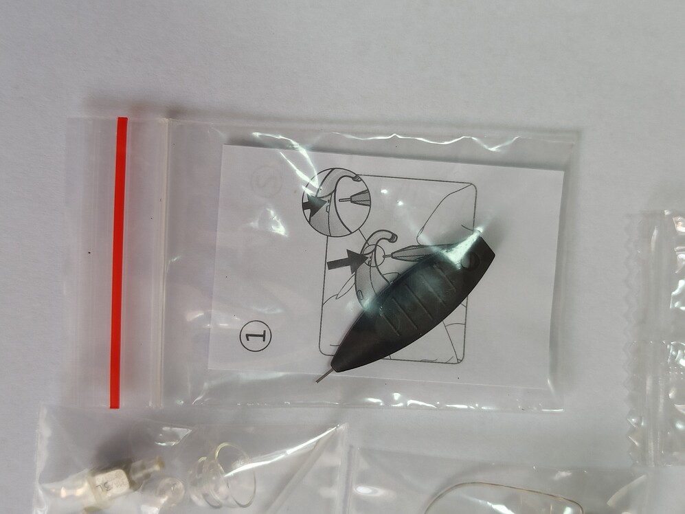 Rechargeable Oticon More dead and flashing orange twice in charger