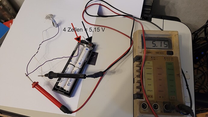 004 4 Eneloop Zellen an P90 Akku